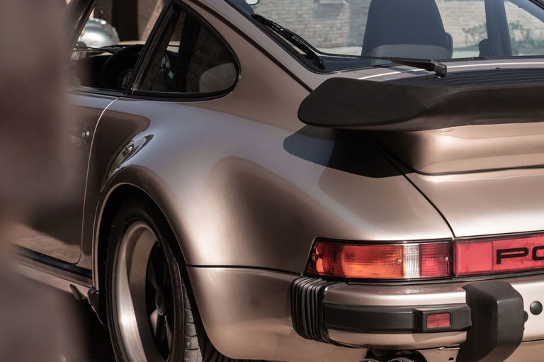 Porsche 911 Turbo 3.3