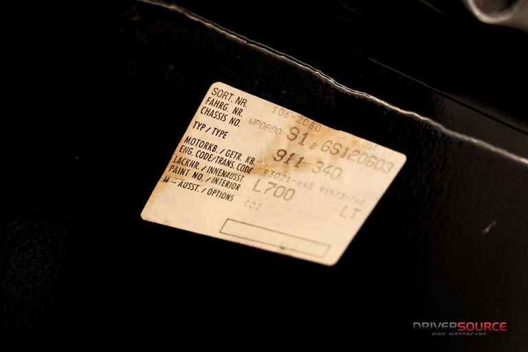 Porsche 911 Carrera 3.2 (US)