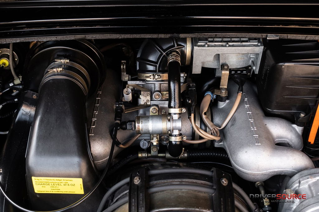 Porsche 911 Carrera 3.2 (US)