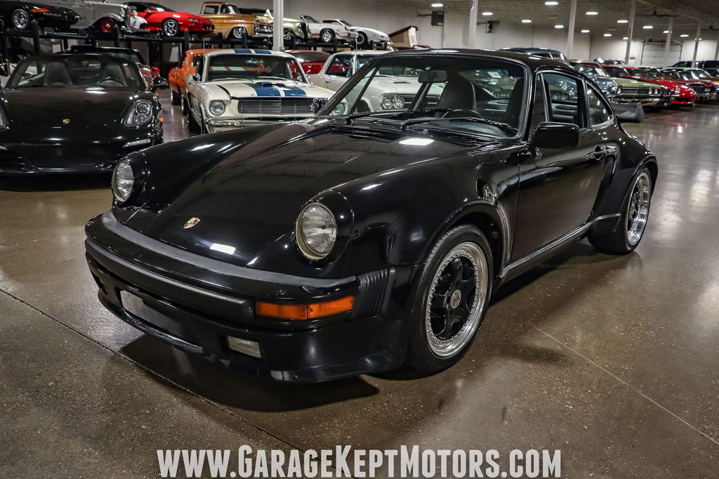 Porsche 911 Carrera 3.2 (US)