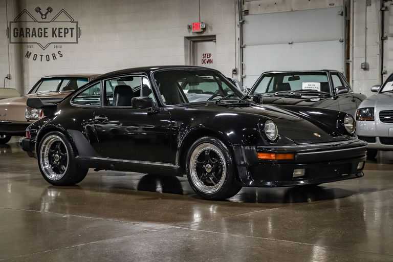 Porsche 911 Carrera 3.2 
