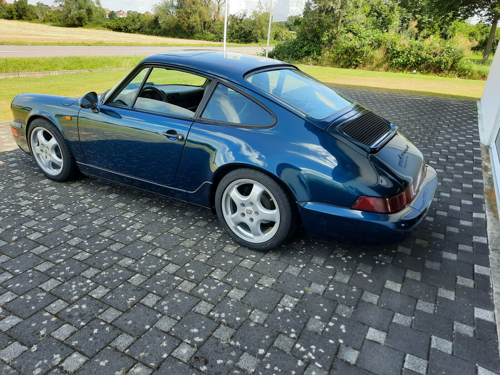 Porsche 964 Carrera 4