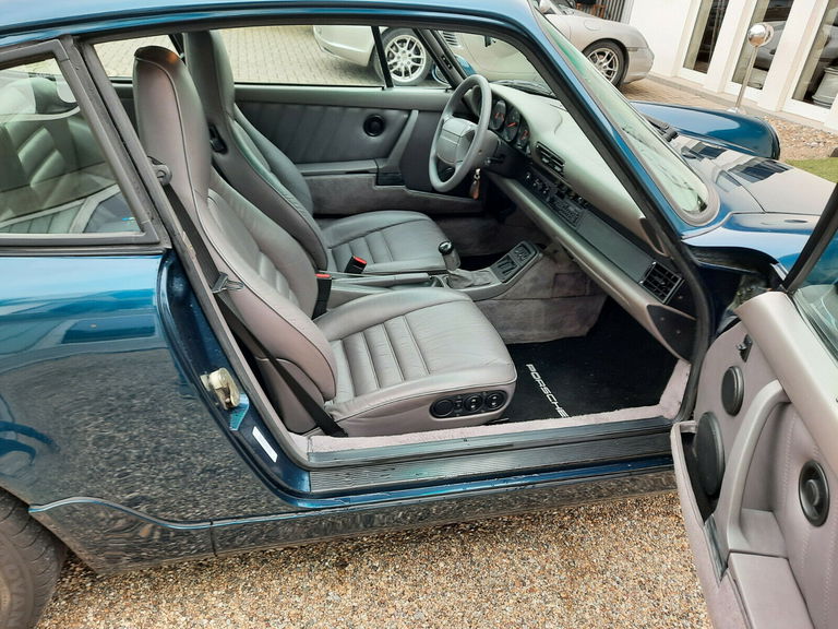 Porsche 964 Carrera 4