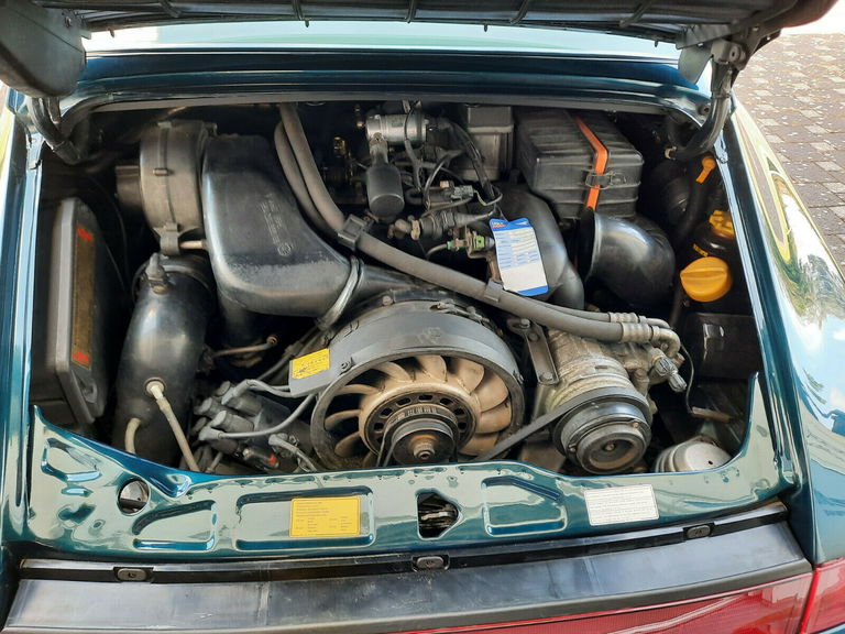 Porsche 964 Carrera 4