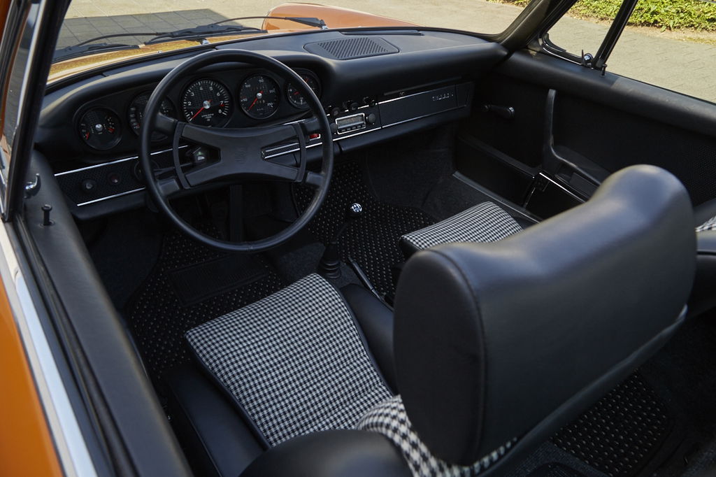 Porsche 911 S (F-Modell)