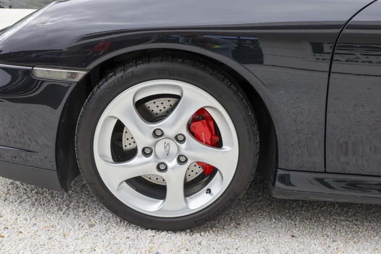 Porsche 996 Carrera 4S