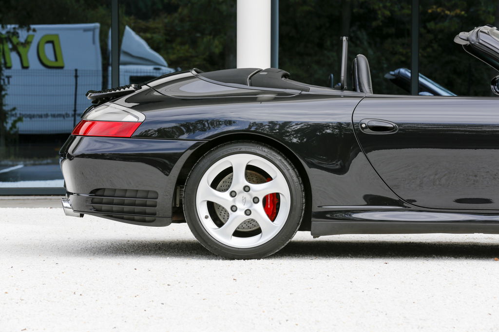 Porsche 996 Carrera 4S