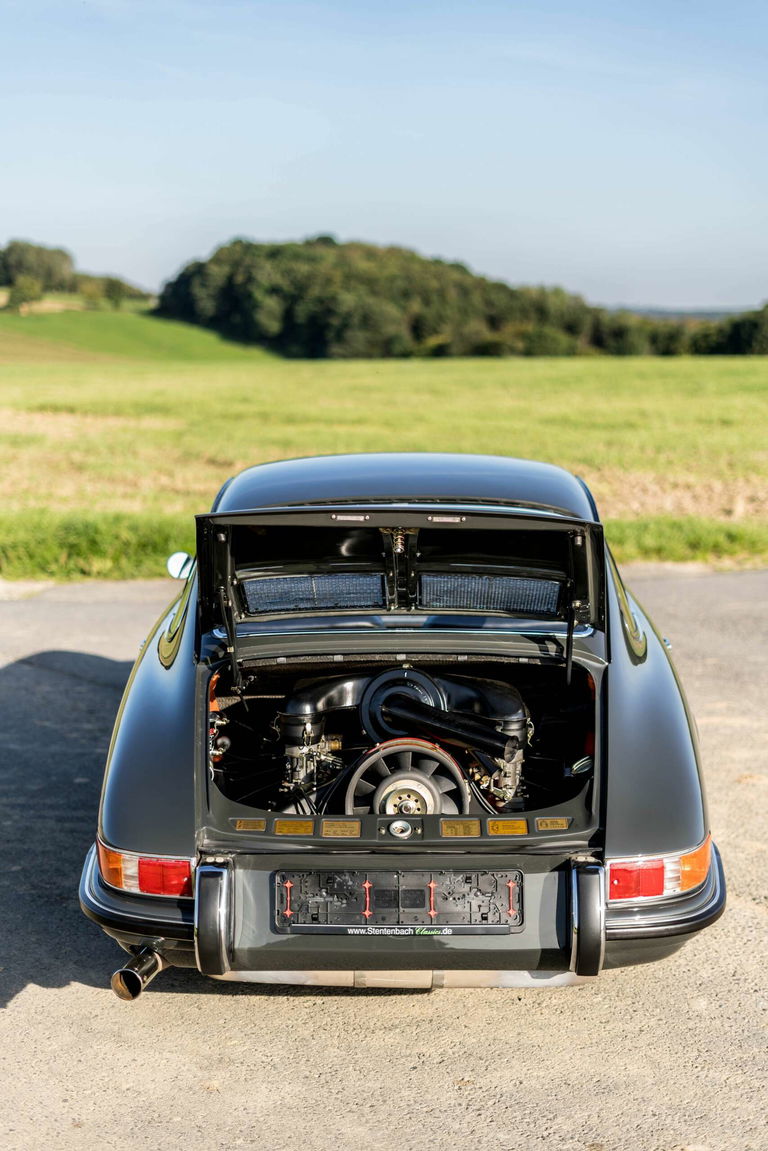 Porsche 911 S (F-Modell)