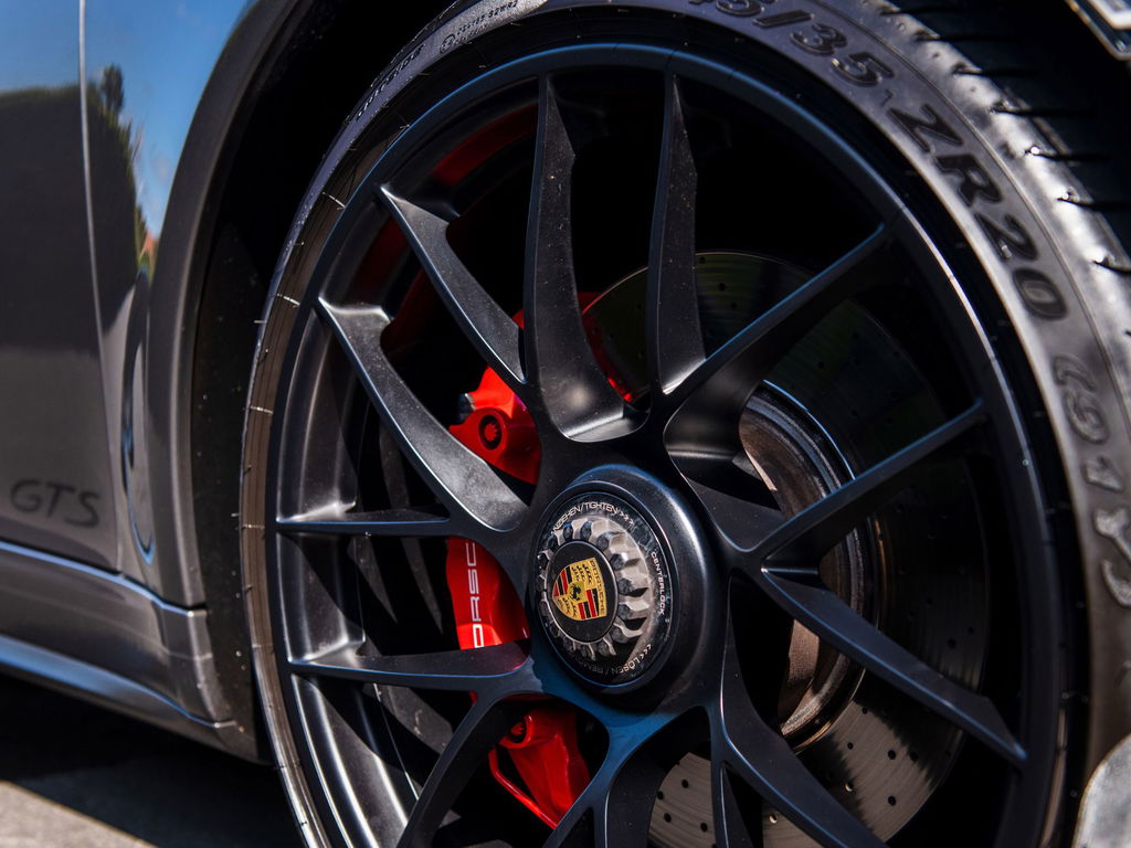 Porsche 991.2 Carrera 4 GTS