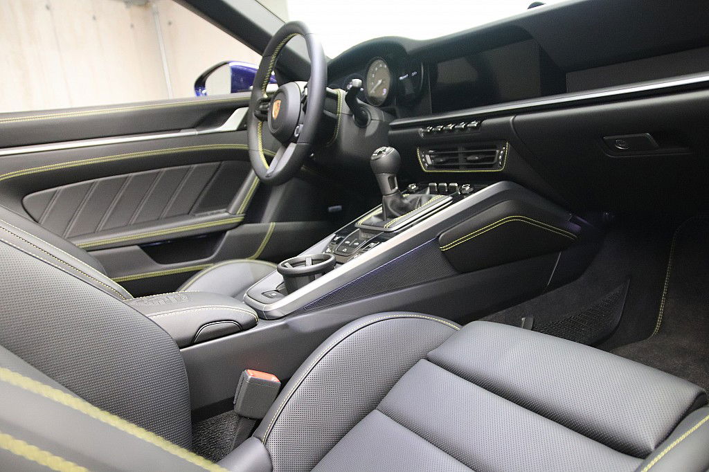 Porsche 992 Carrera S