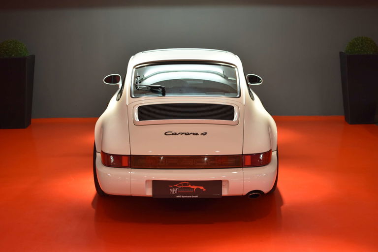 Porsche 964 Carrera 4