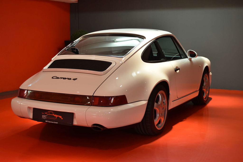 Porsche 964 Carrera 4
