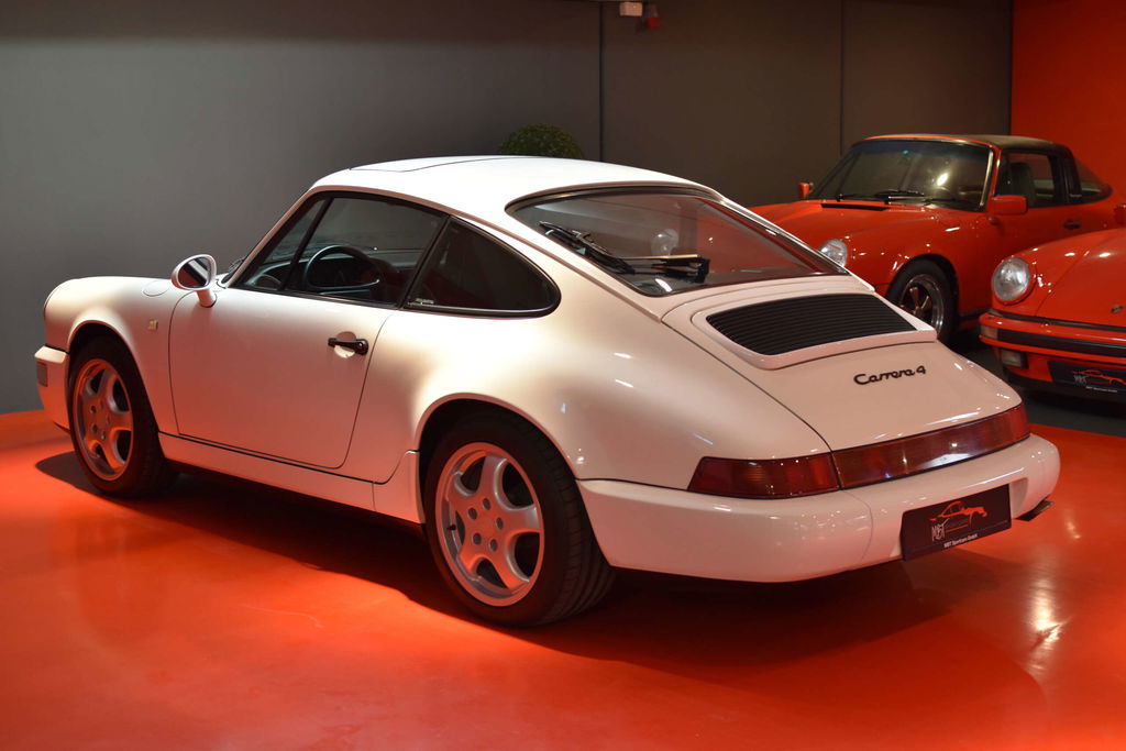 Porsche 964 Carrera 4