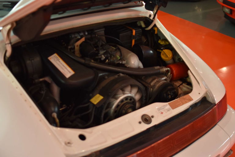 Porsche 964 Carrera 4