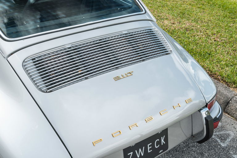 Porsche 911 T