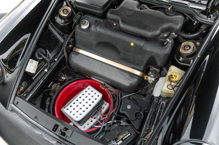 Porsche 964 Carrera 4