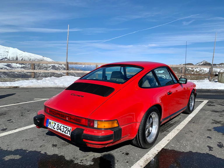 Porsche 911 Carrera 3.2