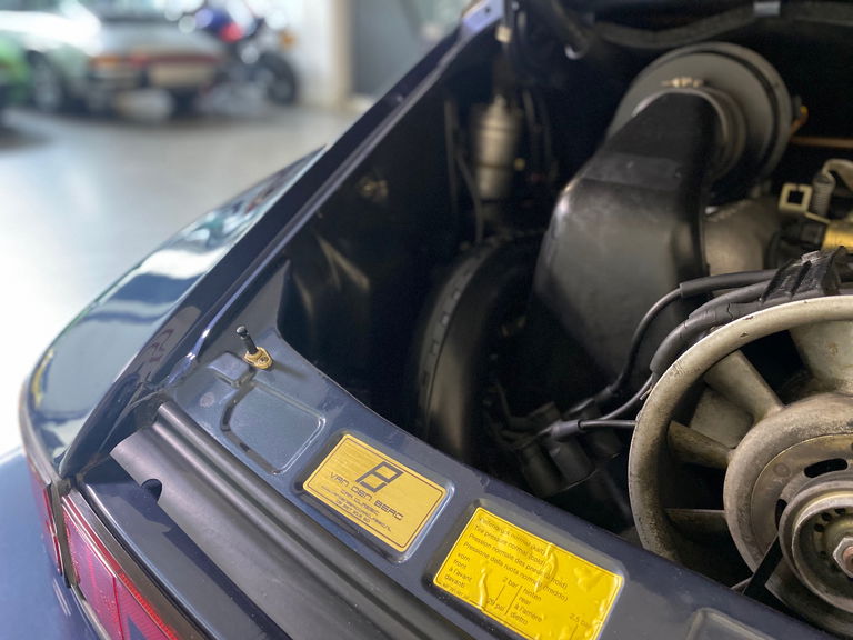Porsche 911 Carrera 3.2