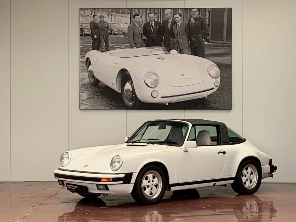 Porsche 911 Carrera 3.2