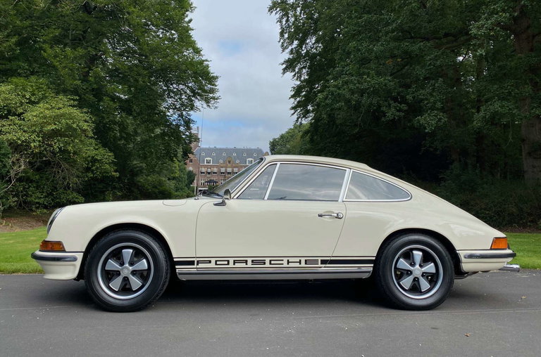 Porsche 911 E