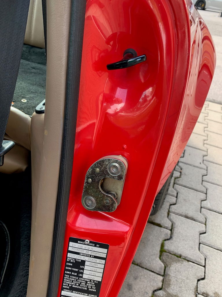 Porsche 911 Carrera 3.2