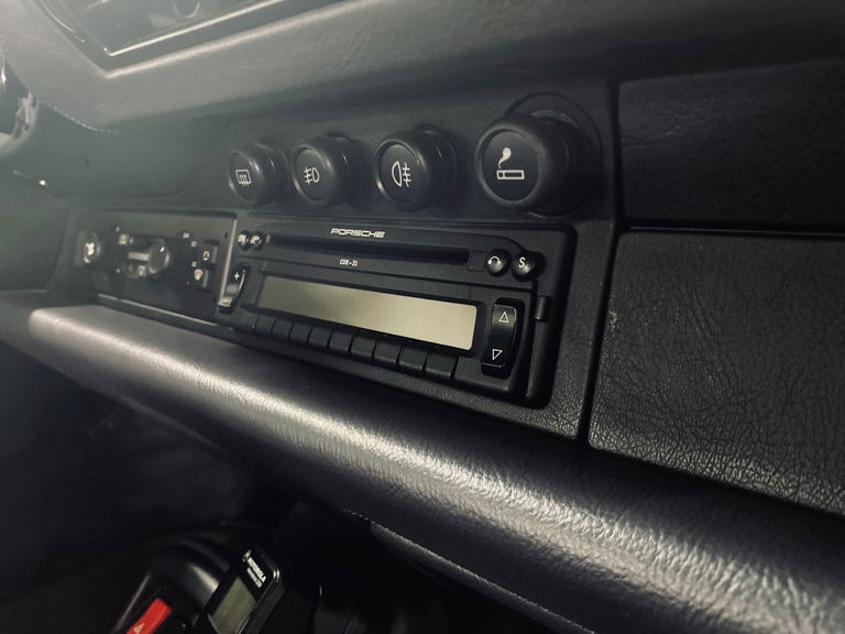 Porsche 993 Carrera 4