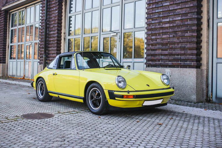 Porsche 911 Carrera 2,7