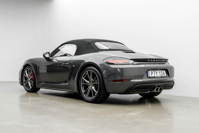 Porsche 718 Boxster S
