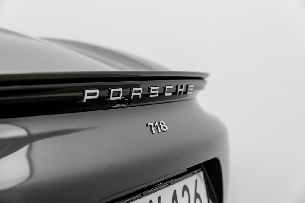 Porsche 718 Boxster S