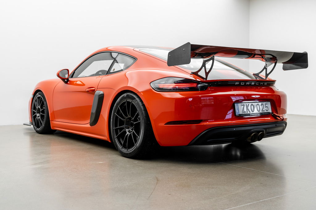 Porsche 718 Cayman S
