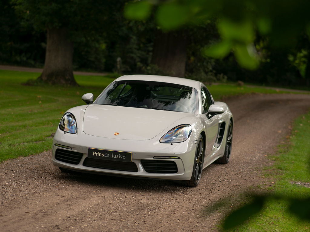 Porsche 718 Cayman S