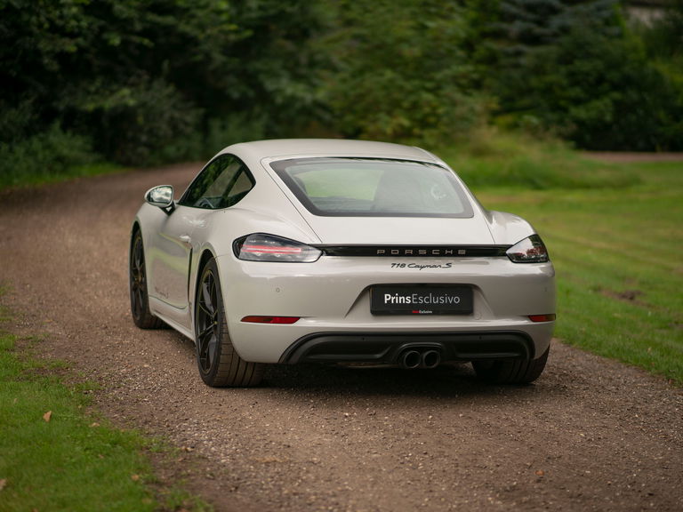 Porsche 718 Cayman S