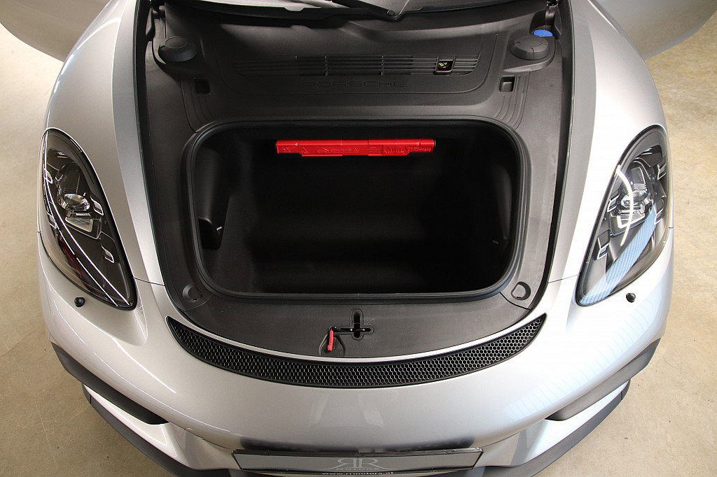 Porsche 718 Spyder