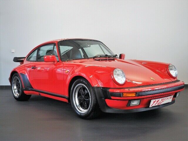 Porsche 911 Turbo 3.3
