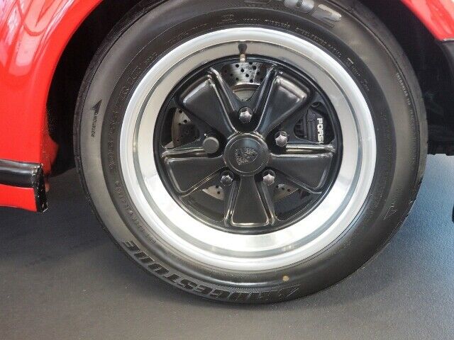 Porsche 911 Turbo 3.3