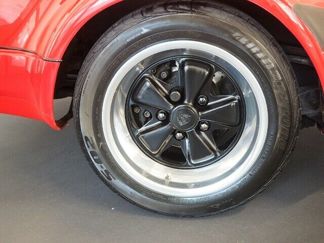 Porsche 911 Turbo 3.3