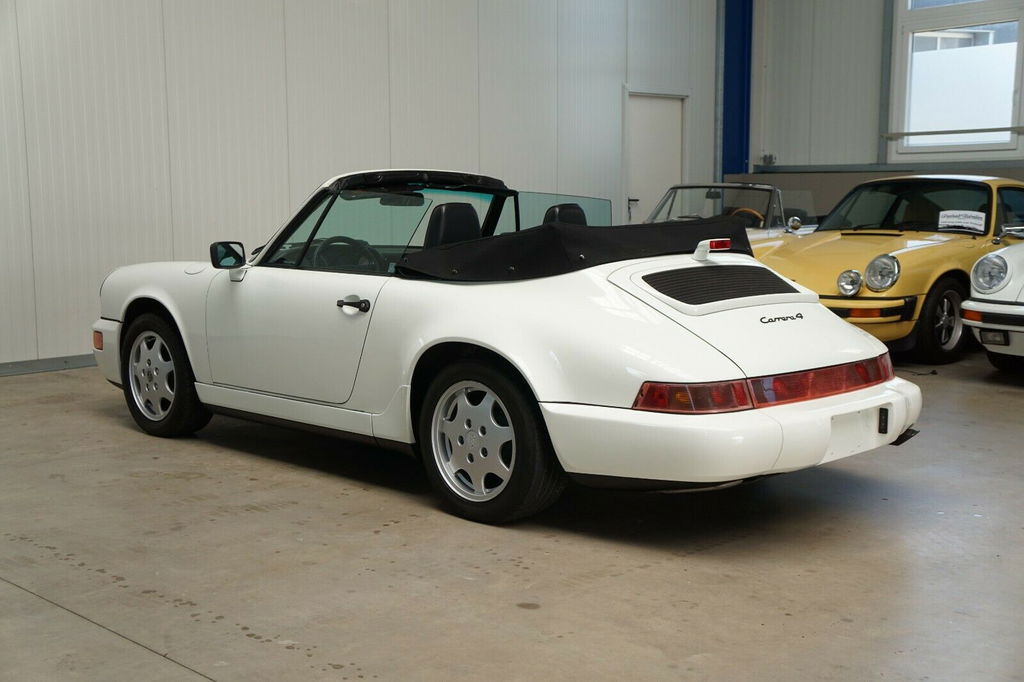 Porsche 964 Carrera 4