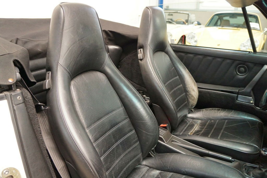 Porsche 964 Carrera 4