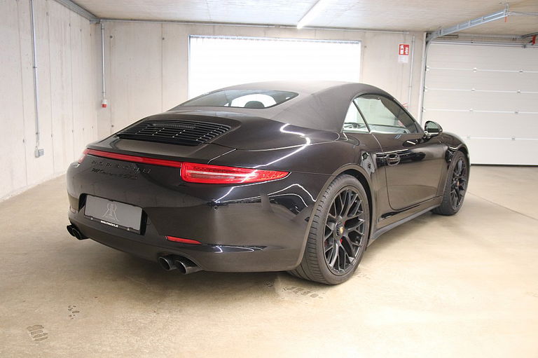 Porsche 991 Carrera 4 GTS