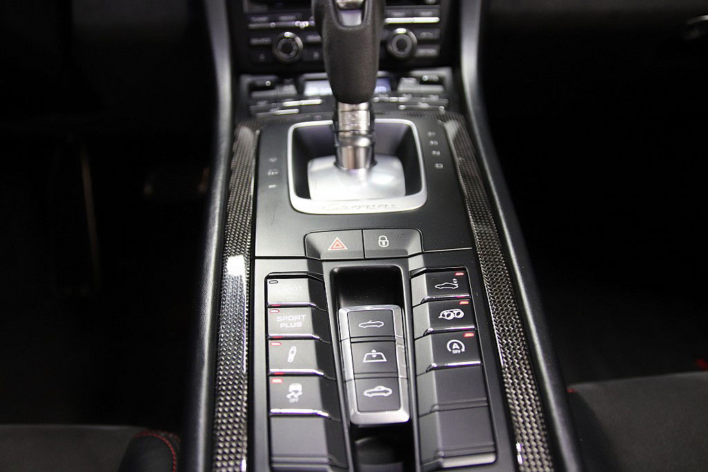 Porsche 991 Carrera 4 GTS