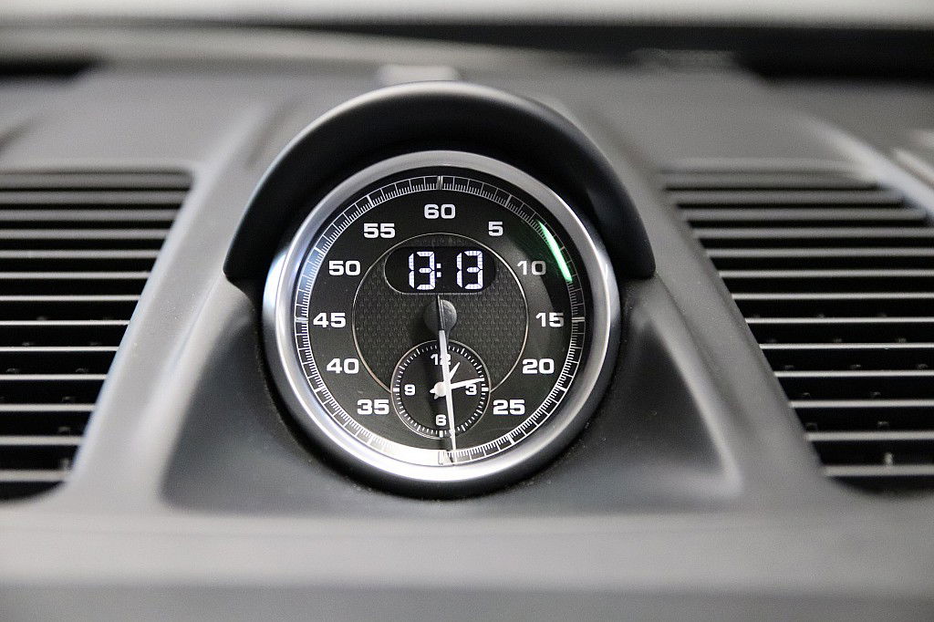 Porsche 991 Carrera 4 GTS