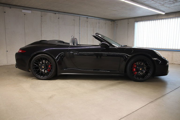 Porsche 991 Carrera 4 GTS