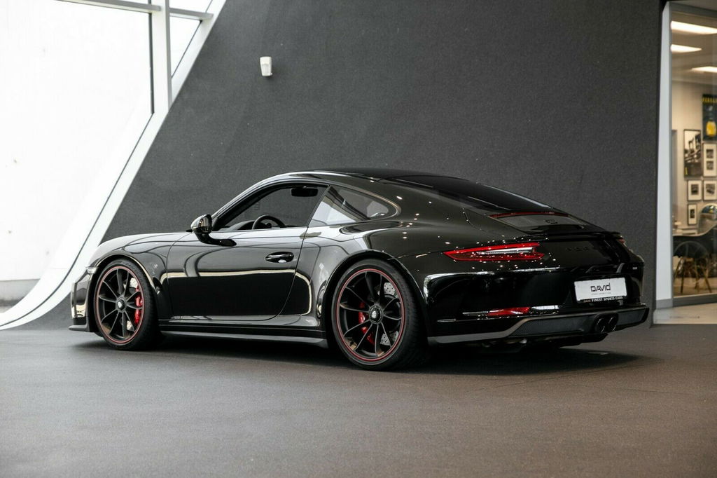Porsche 991.2 GT3 Touring
