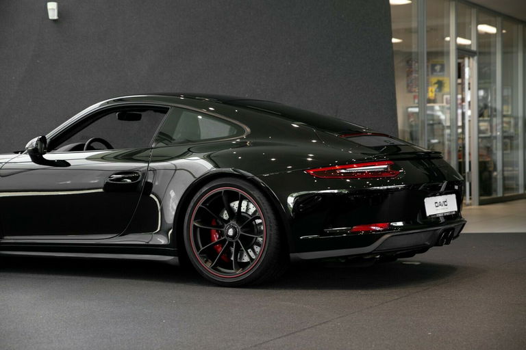 Porsche 991.2 GT3 Touring