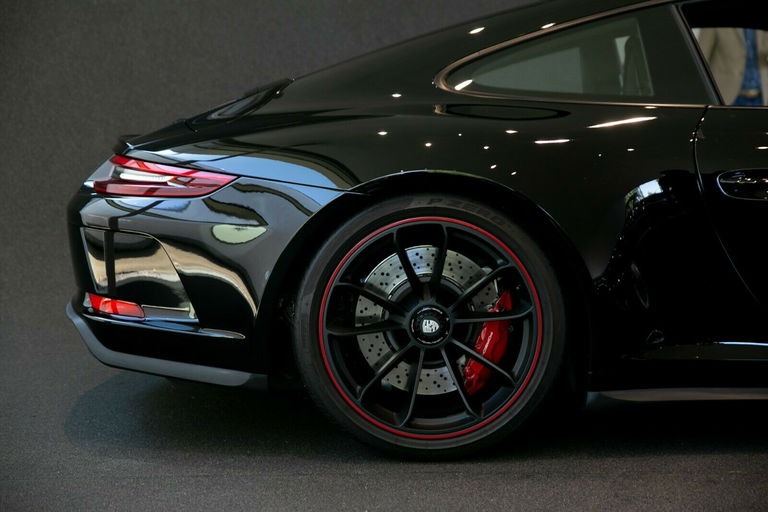 Porsche 991.2 GT3 Touring