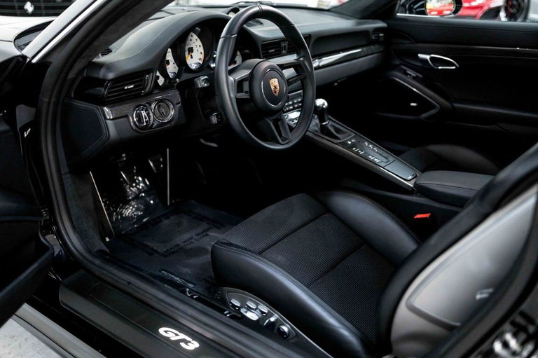 Porsche 991 GT3 Touring