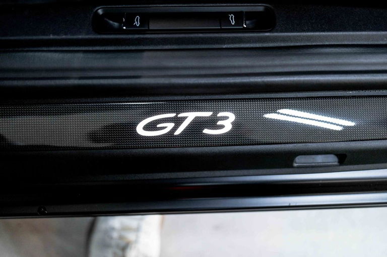 Porsche 991 GT3 Touring