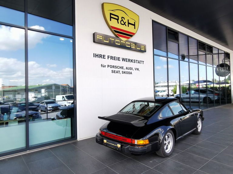 Porsche 911 Carrera 3.2 (US)