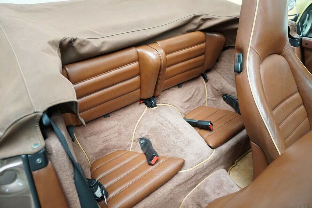 Porsche 911 Carrera 3.2 (US)