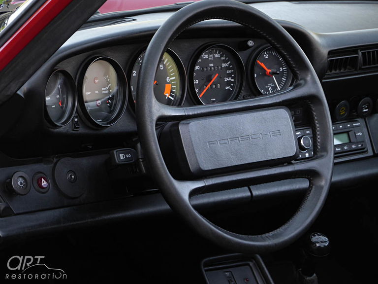 Porsche 911 Carrera 3.2